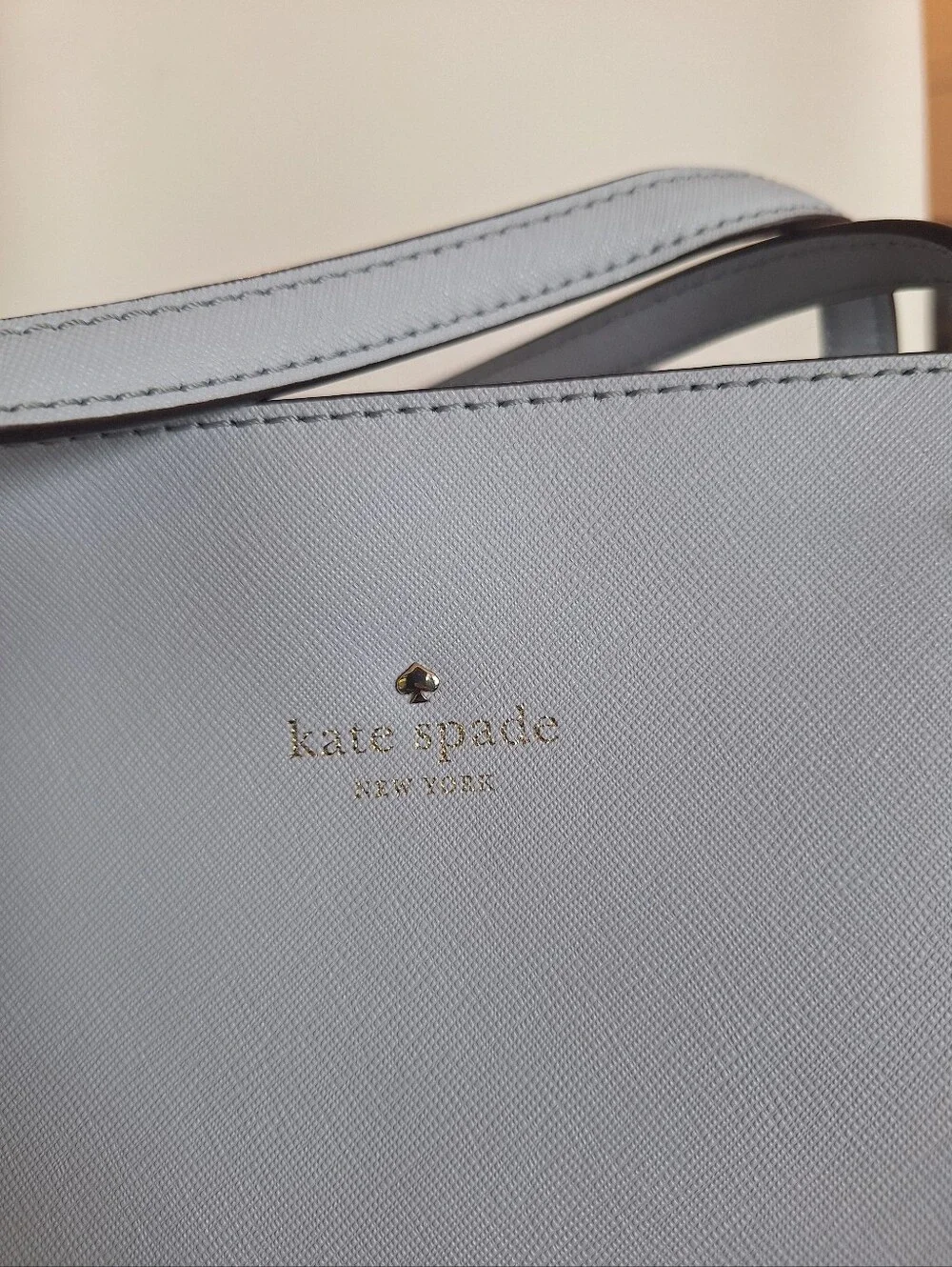 Kate Spade Light Blue Leather Cedar Street Medium Tote EUC